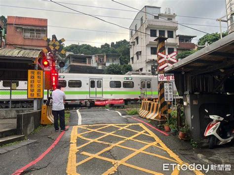 基隆 鐵支路 位置|實探基隆老司機都熟的「鐵支路」 在地淡然：習以為。